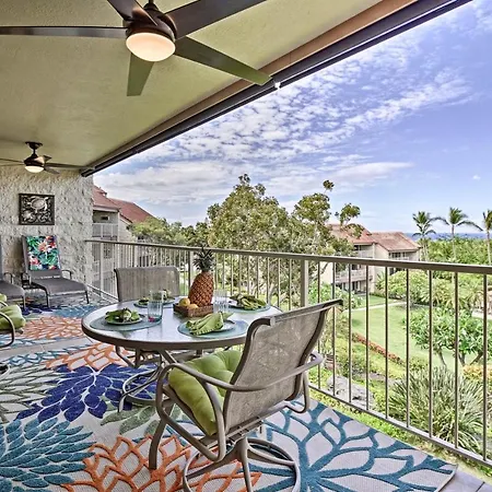 Kailua-Kona Condo With Pool And Ocean Views